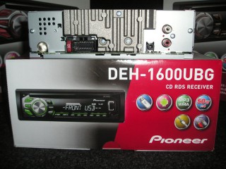 Pioneer DEH-1600UBG (3).jpg